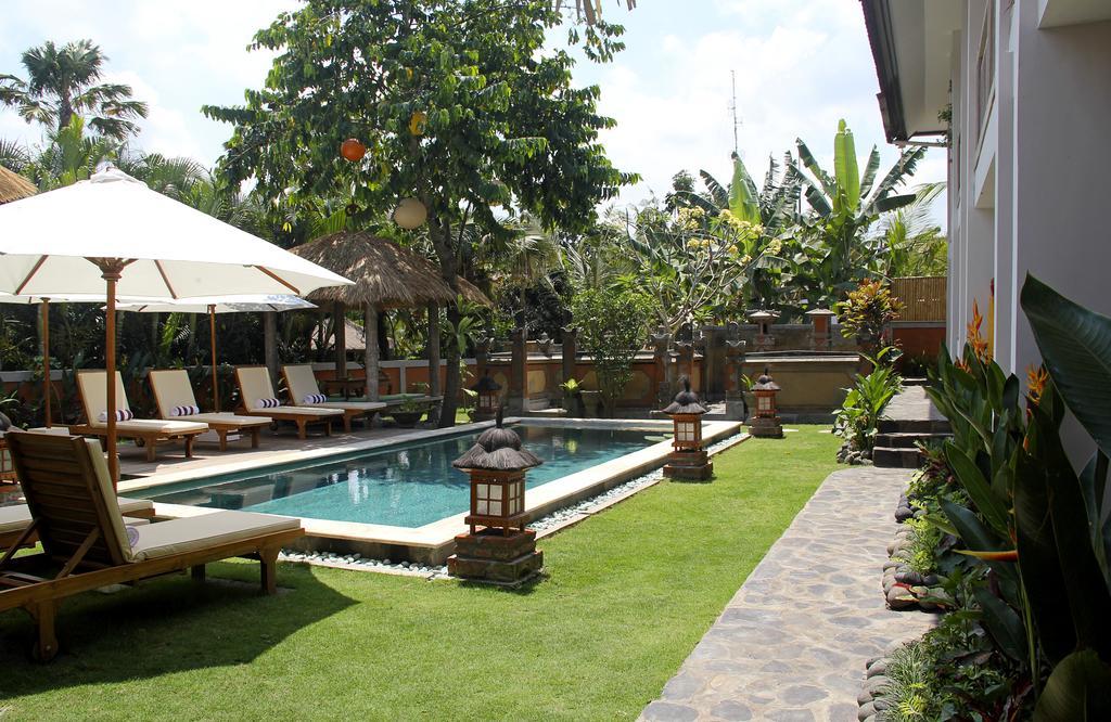 Papaya Guesthouse Canggu Eksteriør bilde